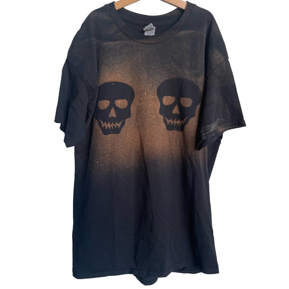 NEW Halloween Skeleton Skull chest bleach dye t-shirt Adult Large